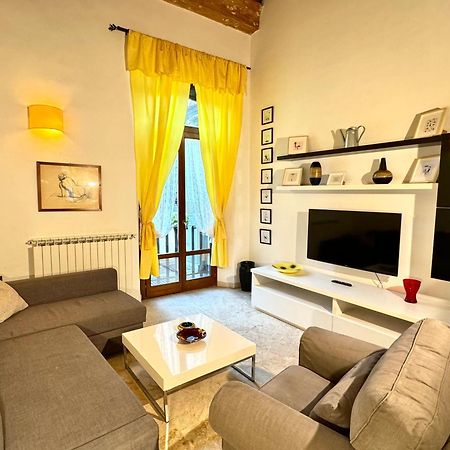 Casa Stefano Apartment ฟลอเรนซ์ ภายนอก รูปภาพ