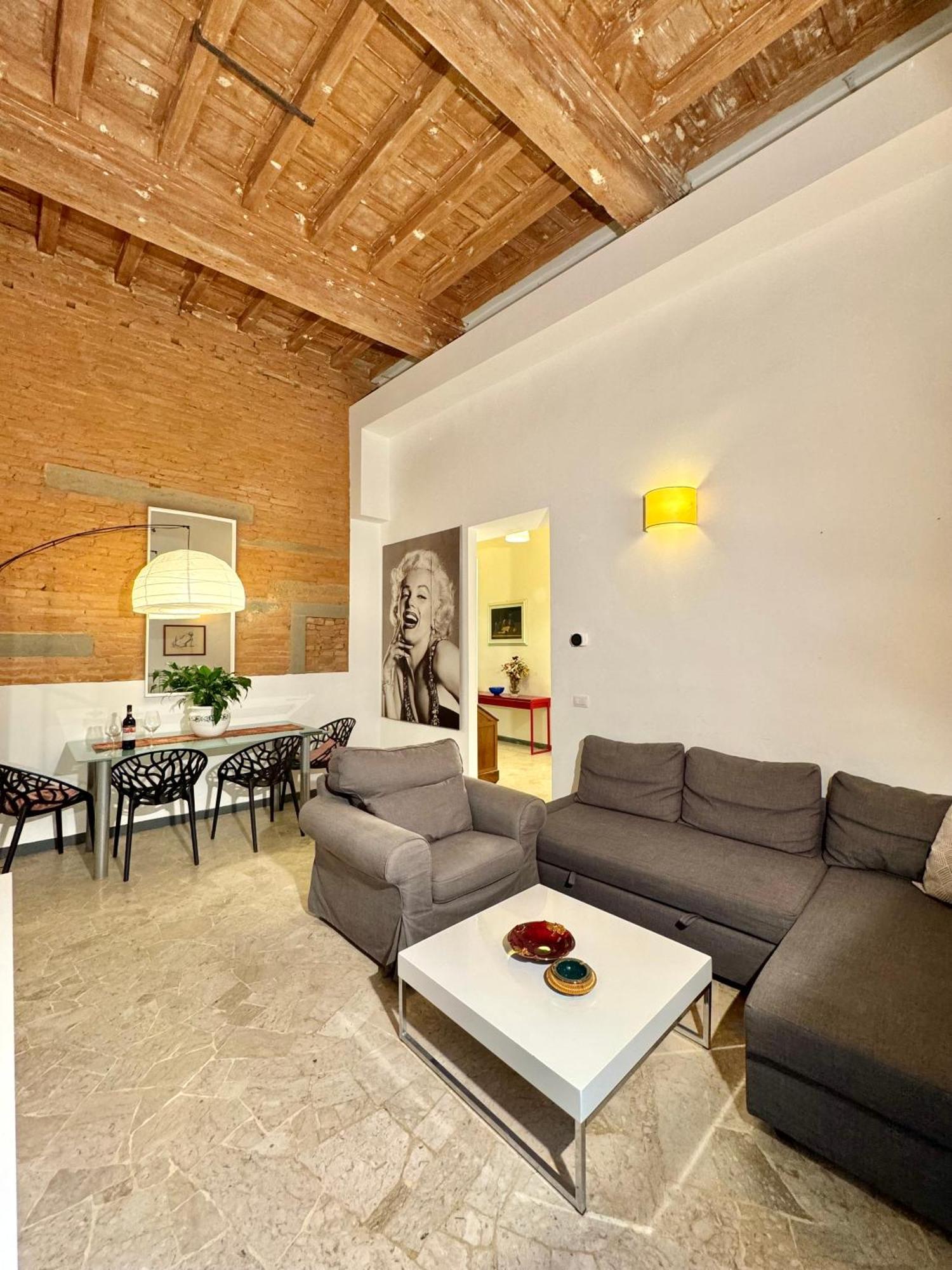 Casa Stefano Apartment ฟลอเรนซ์ ภายนอก รูปภาพ